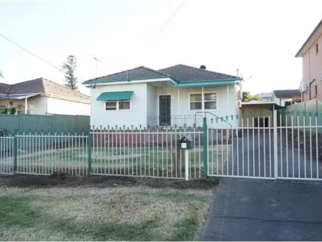 House for rent in Canley Vale