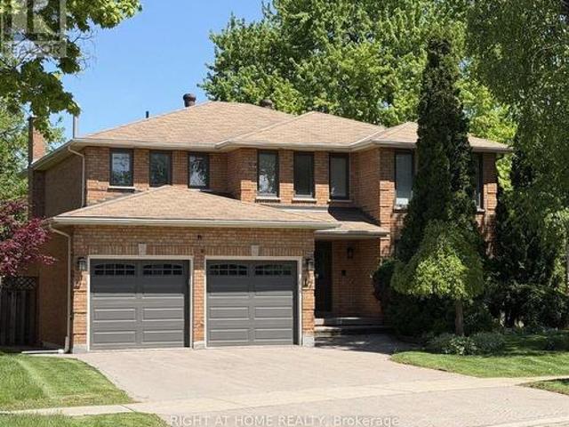 House for sale in Richmond Hill, Golden Horseshoe
