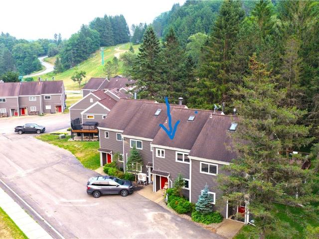 Townhouse for sale in Ellicottville, New York