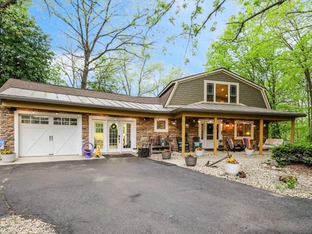 House for sale in Arcadia, Indiana