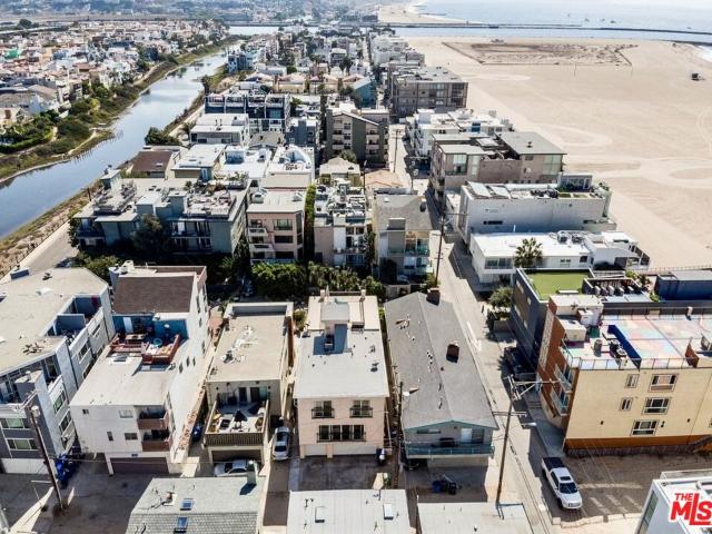 House for sale in Canoga Park, California