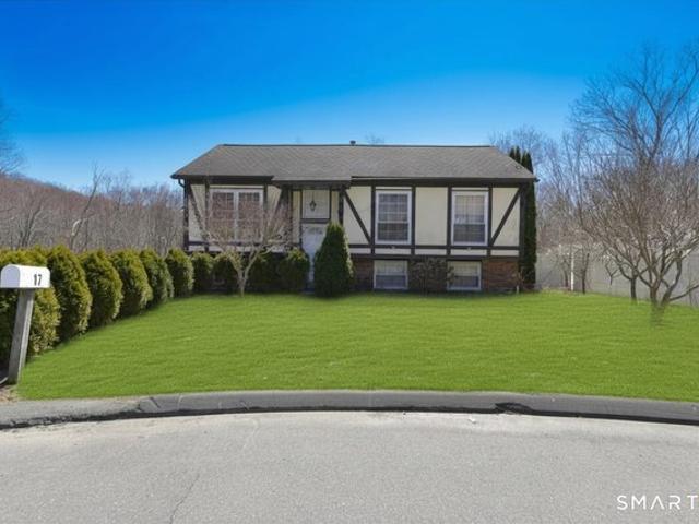 House for sale in Naugatuck, Connecticut