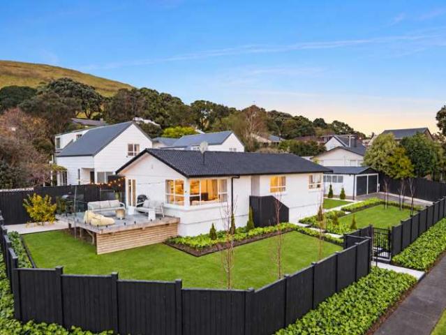 House for sale in Māngere Bridge, Māngere-Ōtāhuhu