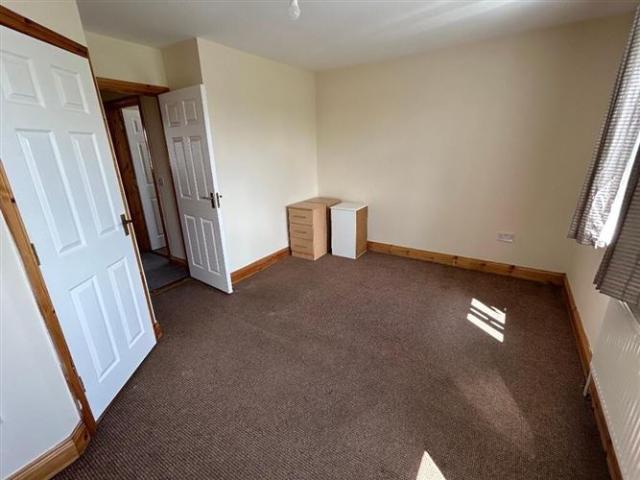 Semi Detached House for sale in Callan