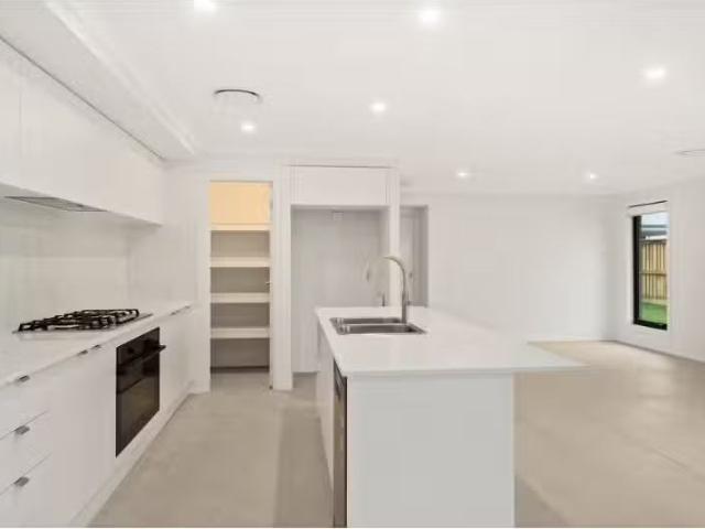 House for rent in Manchester Square, New South Wales