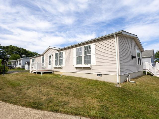 House for sale in Dorothy, New Jersey
