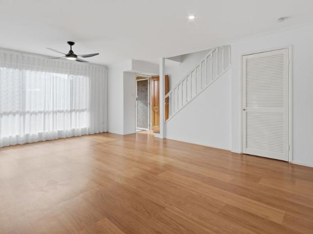 Townhouse for rent in Toombul, Queensland