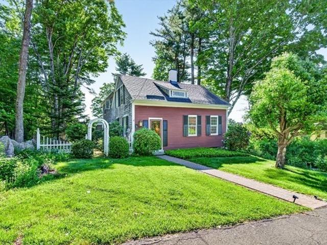 House for sale in Petersham, Massachusetts