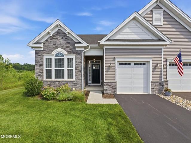 Condo for sale in Cream Ridge, New Jersey