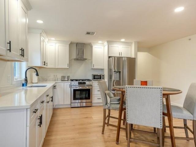 Condo for sale in Hudson, Massachusetts