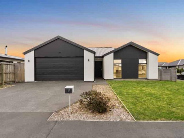 House for rent in Chaslands, Canterbury