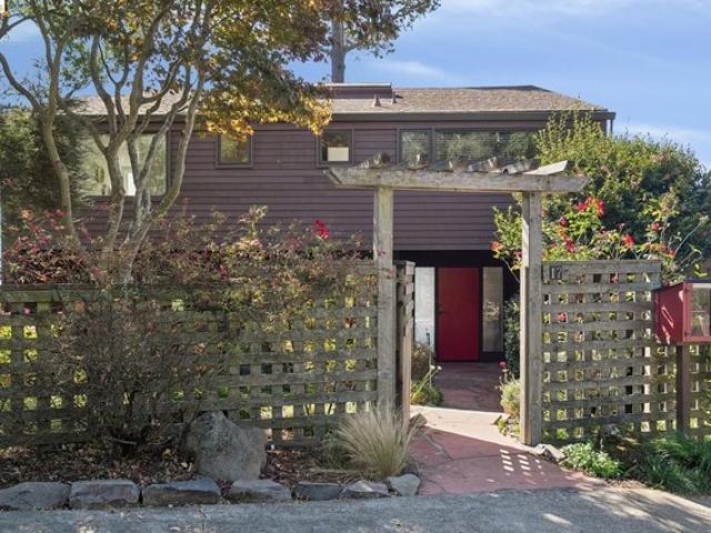 House for sale in La Loma Park, Berkeley