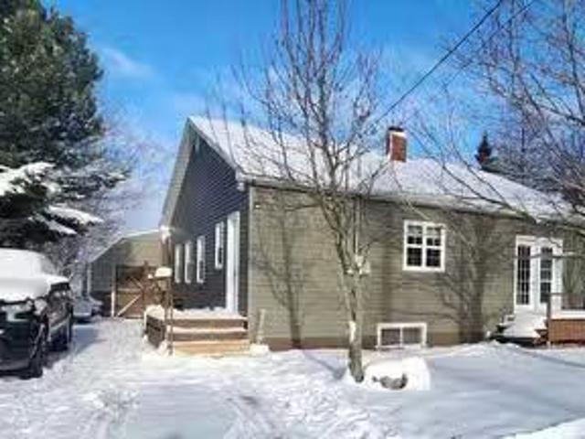 House for sale in Corner Brook, Newfoundland And Labrador