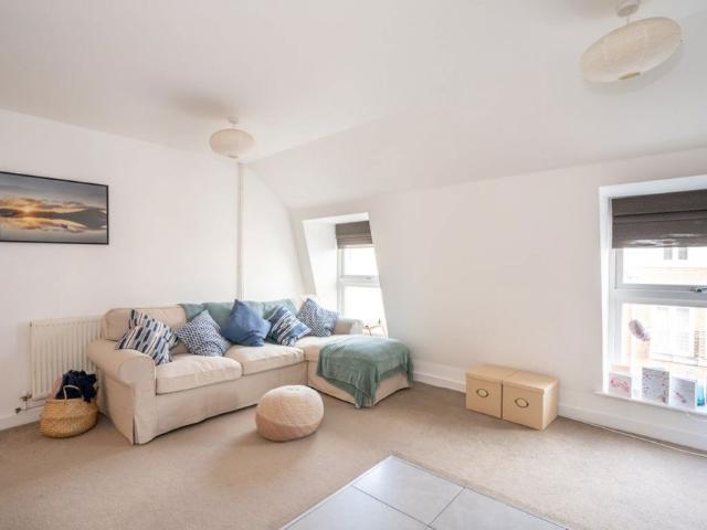 Apartment for rent in Chichester