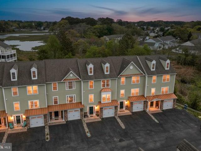 Condo for sale in Delaware