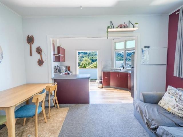 House for rent in Otakou
