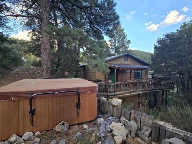 House for sale in High Rolls Mountain Park, New Mexico