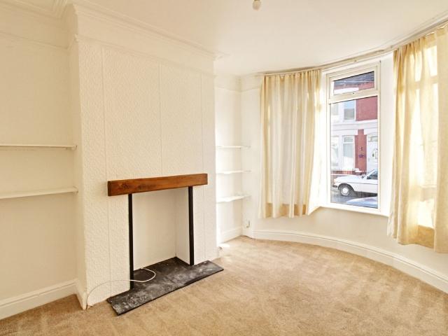 House for rent in Calderstones