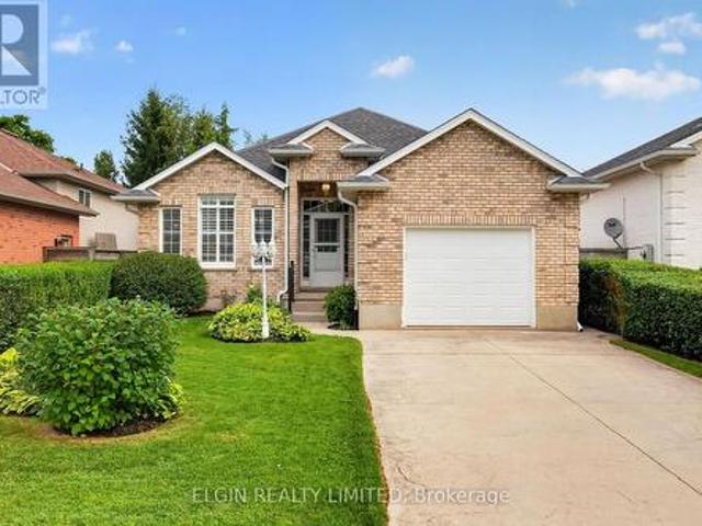 House for sale in St. Thomas, Ontario