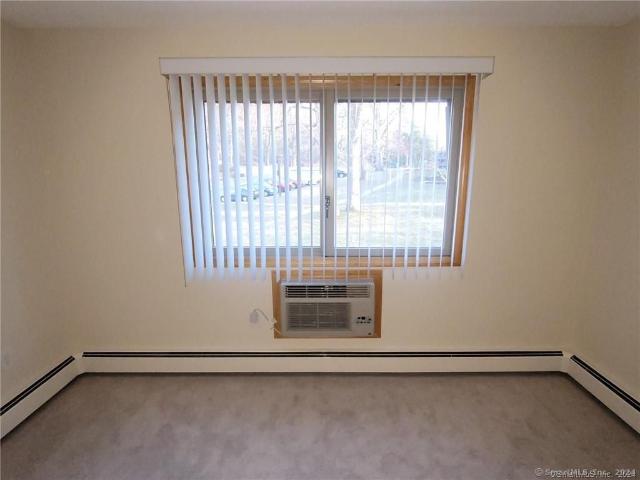 Condo for rent in Glastonbury, Connecticut