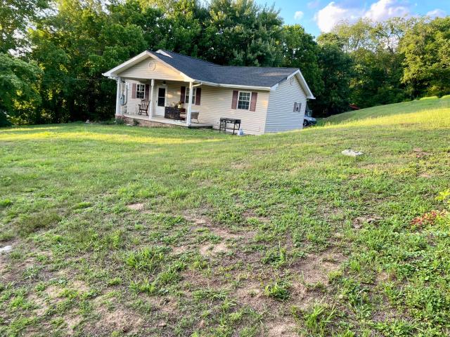 House for sale in Heidrick, Kentucky