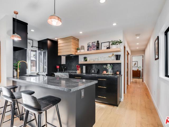 Property for rent in Canoga Park, California