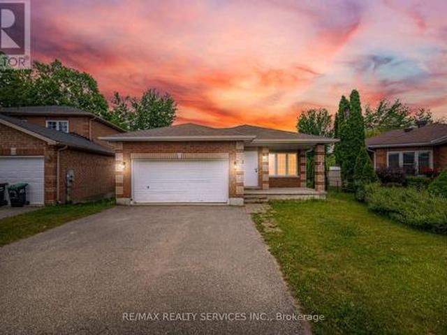 House for sale in Barrie, Ontario