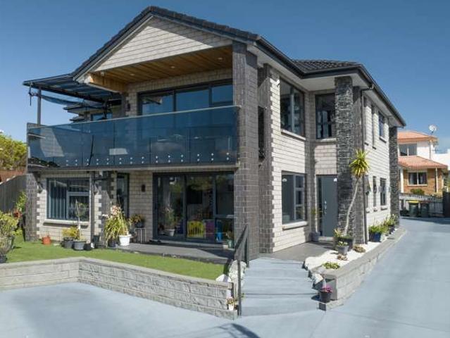 House for sale in Blockhouse Bay