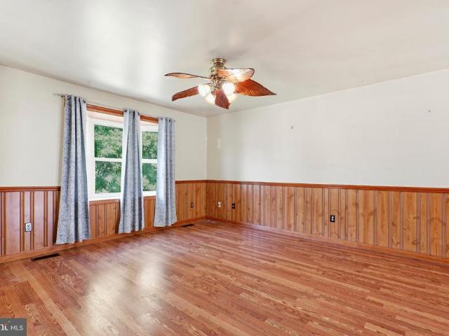 House for sale in Village of Pawnee, Middle River