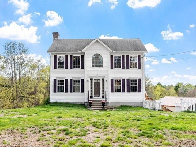 House for sale in Winchendon, Massachusetts
