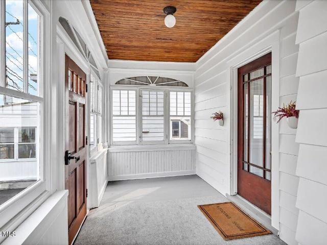 House for sale in Albany, New York