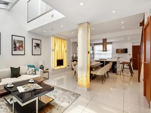 House for rent in Knightsbridge, Greater London