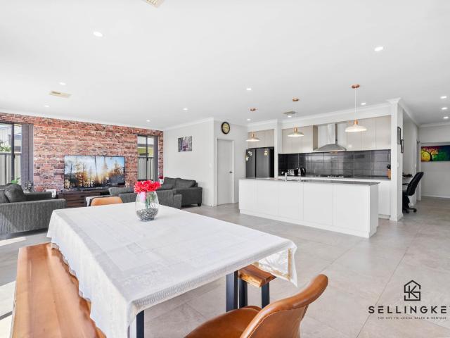 House for sale in Piara Waters, Western Australia