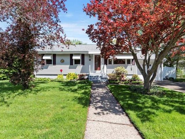 House for sale in Hamden, Connecticut
