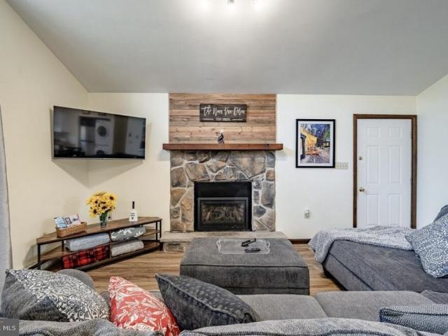 House for sale in Carbon, Pennsylvania