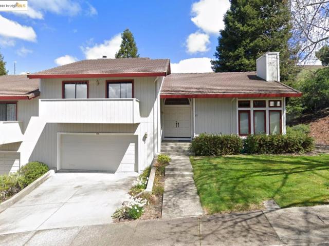 Townhouse for sale in Moraga