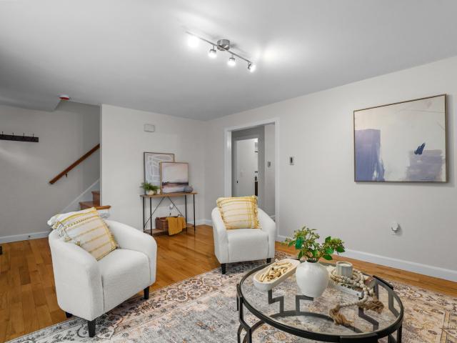 Townhouse for sale in Norton