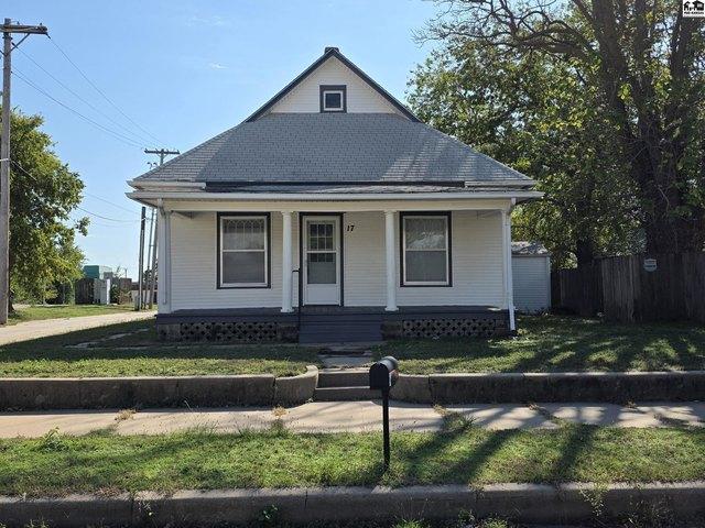 House for sale in Hutchinson, Reno County