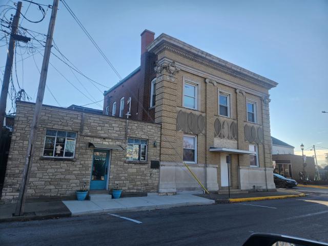 House for sale in Perry, Illinois