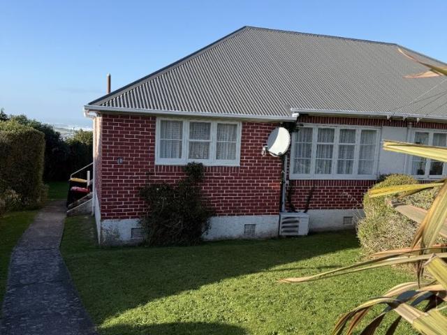 House for rent in Otakou