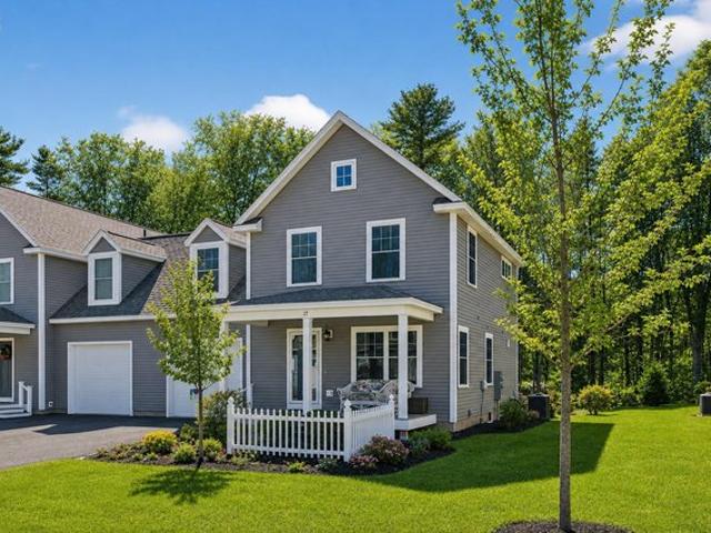 Townhouse for sale in Kennebunk, Maine