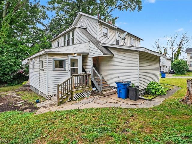 House for sale in Girard, Ohio