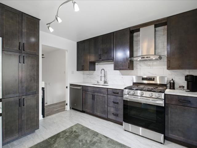 House for sale in Streamwood, Illinois