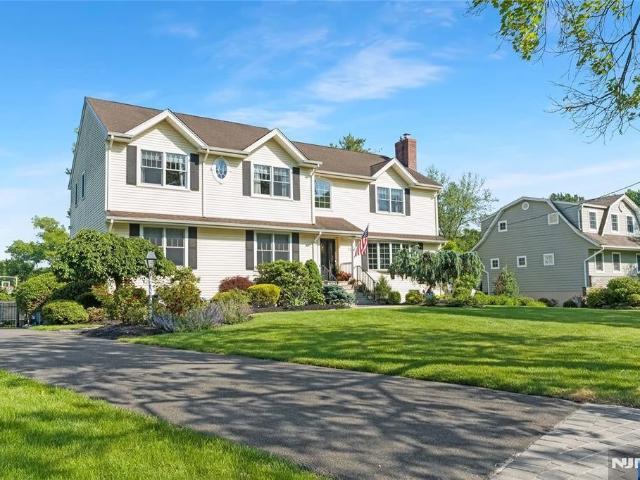 House for sale in Glen Rock