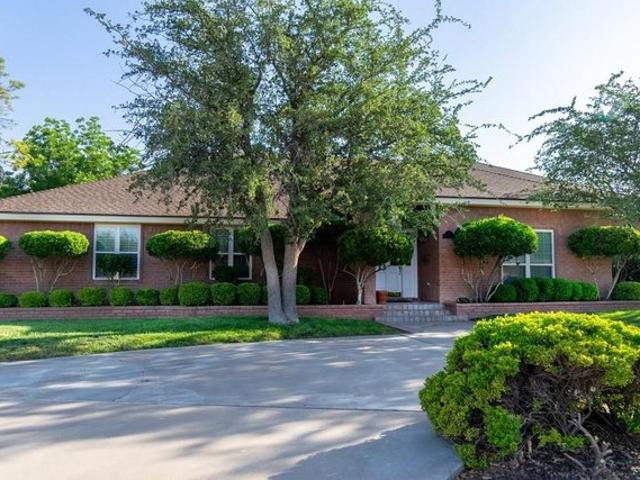 House for sale in Pecos, Texas