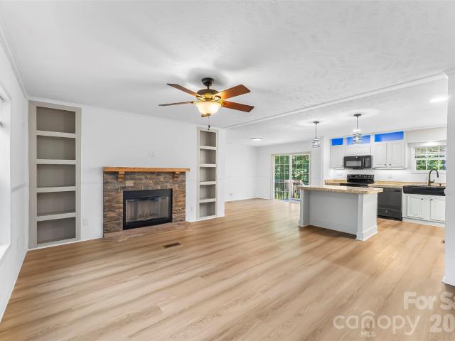 House for sale in Hendersonville, North Carolina