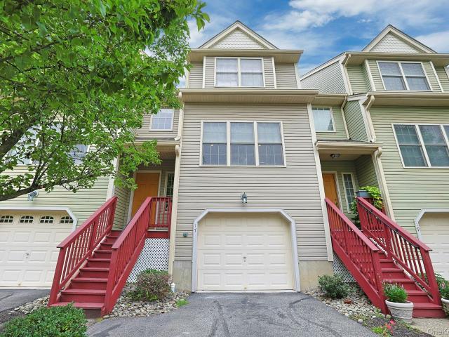 Condo for sale in Highland Falls, New York