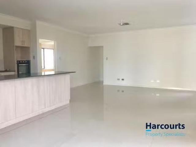 House for rent in Kardinya, Western Australia