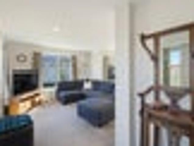 Townhouse for sale in Dorie, Canterbury