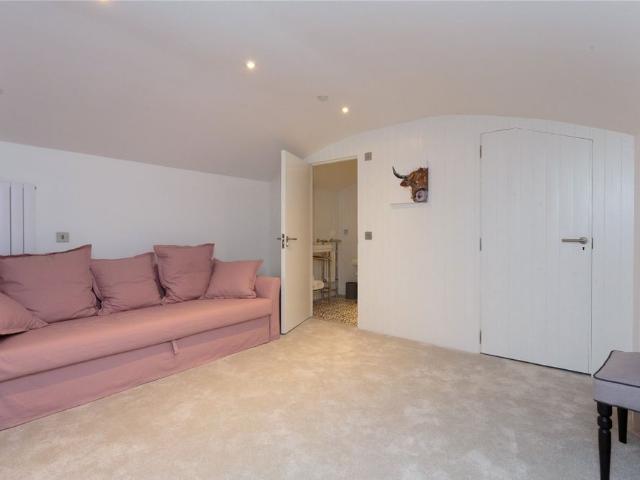 House for rent in Broughton, City of Edinburgh